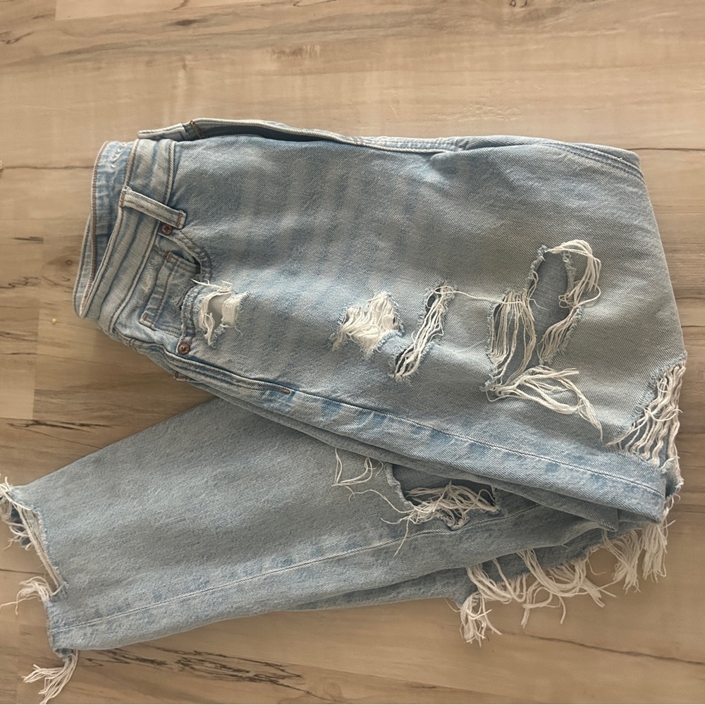 American Eagle Outfitters Blue Boyfriend Jeans Distressed